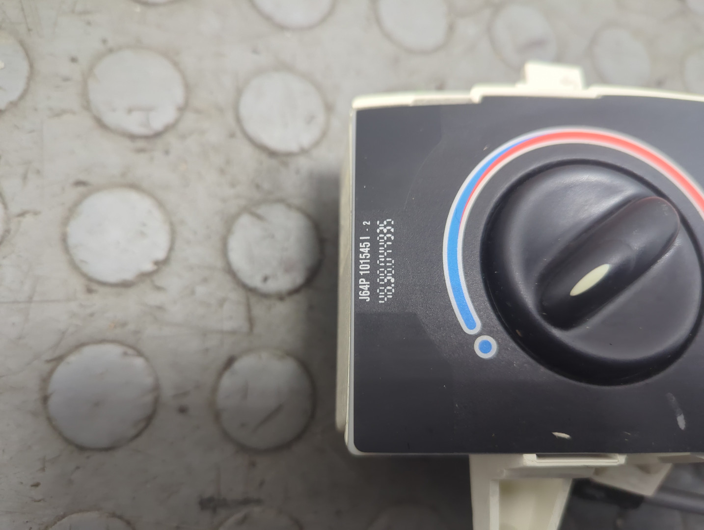 Переключатель отопителя