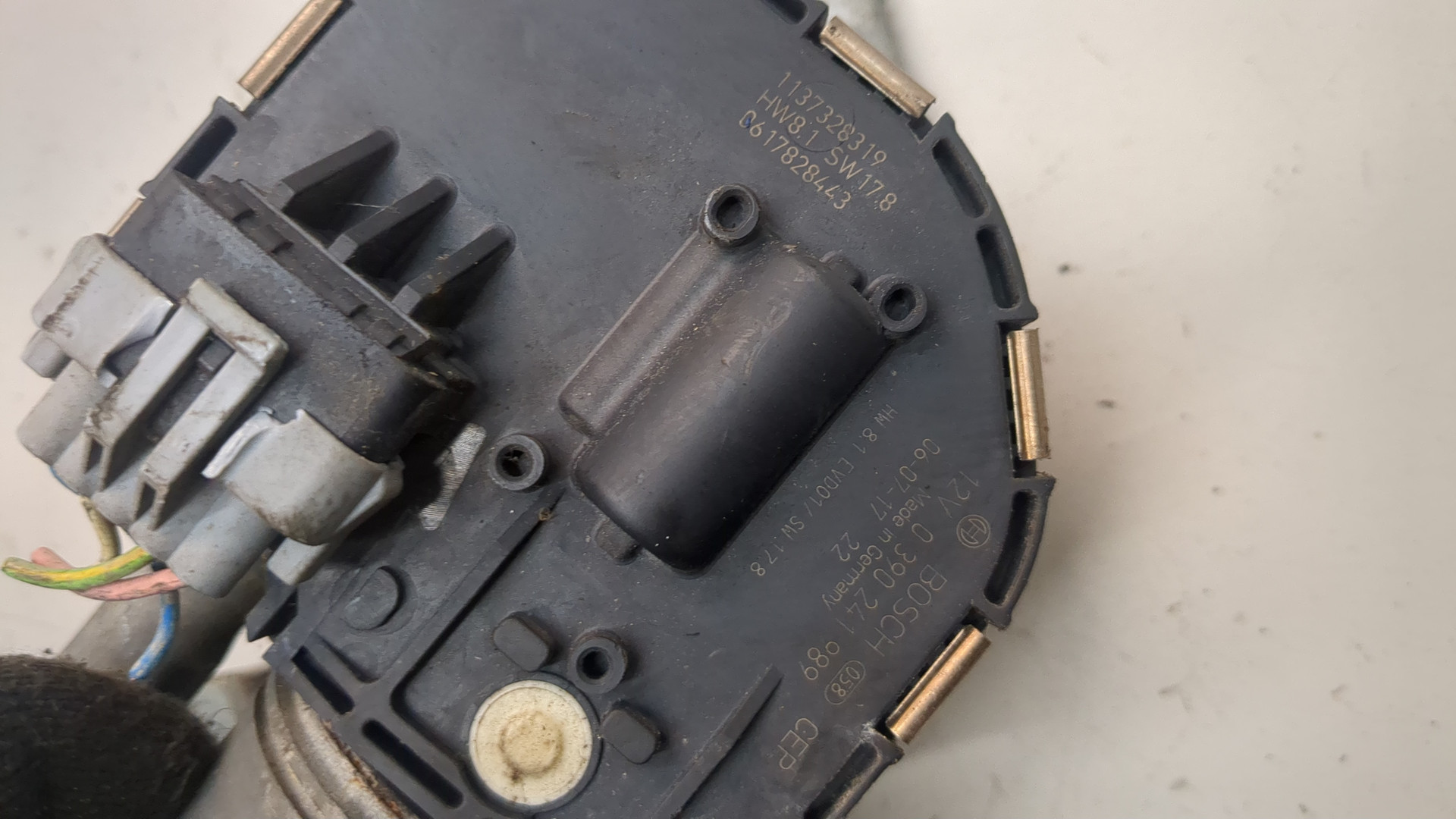 Трапеция стеклоочистителей