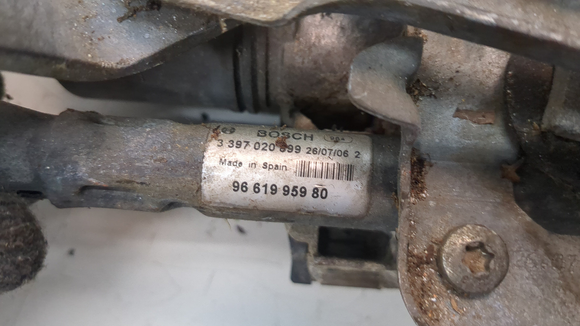 Трапеция стеклоочистителей