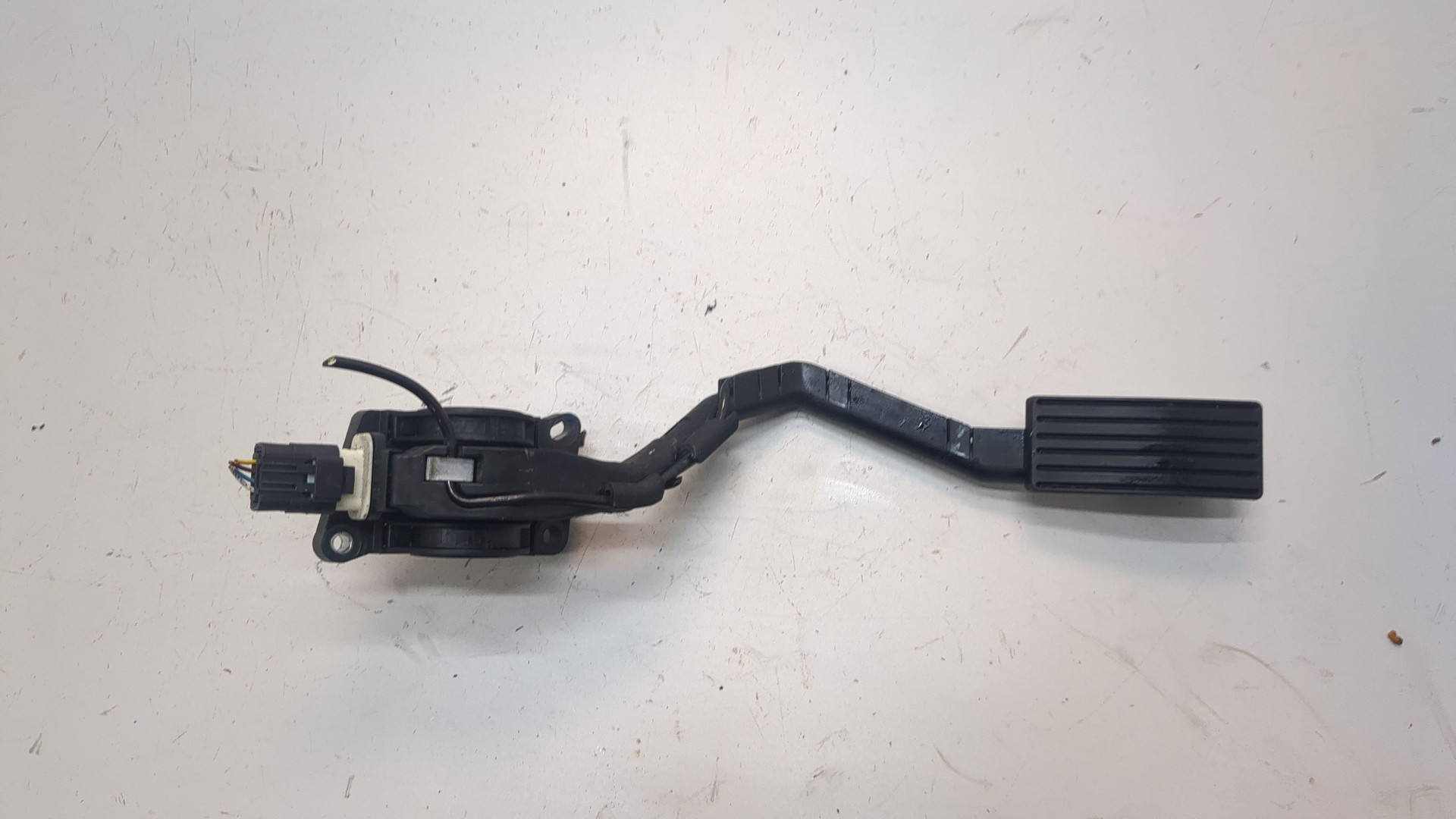 Педаль газа