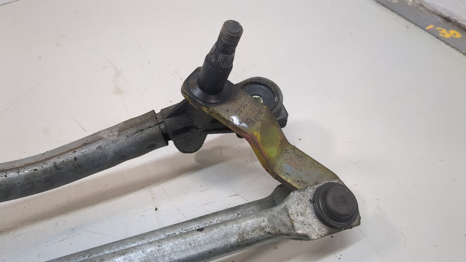 Трапеция стеклоочистителей