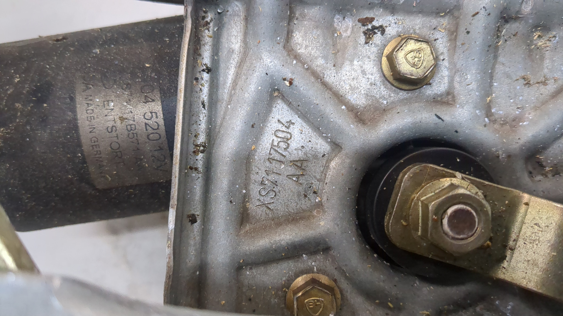 Трапеция стеклоочистителей