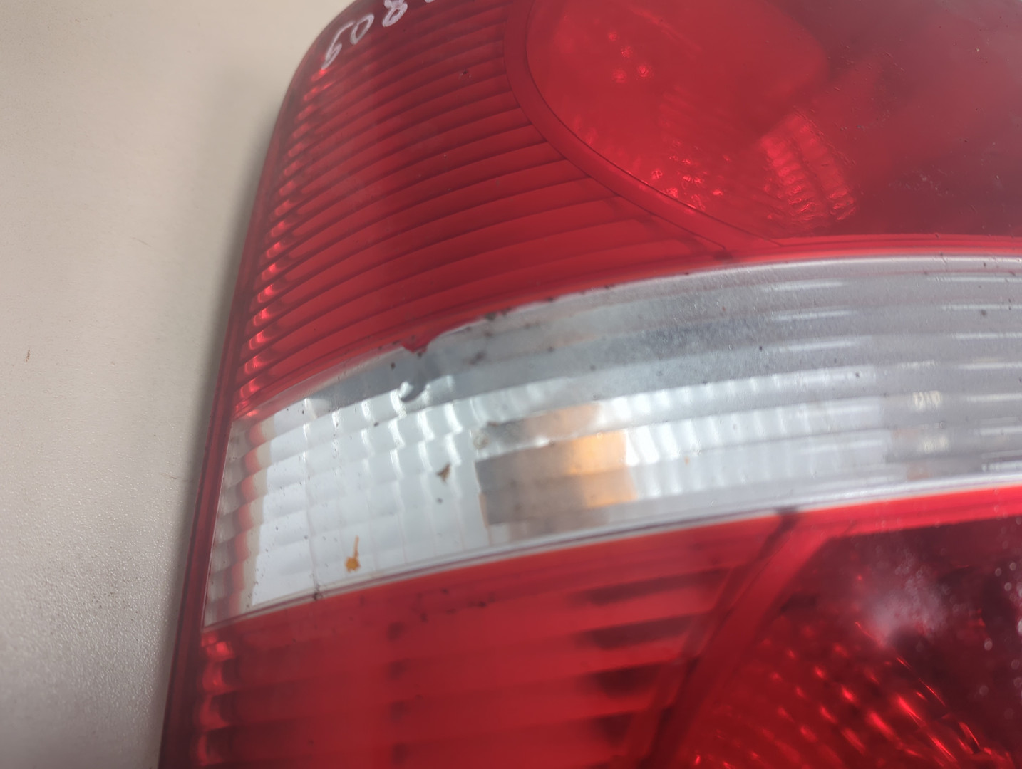 Фонарь задний левый