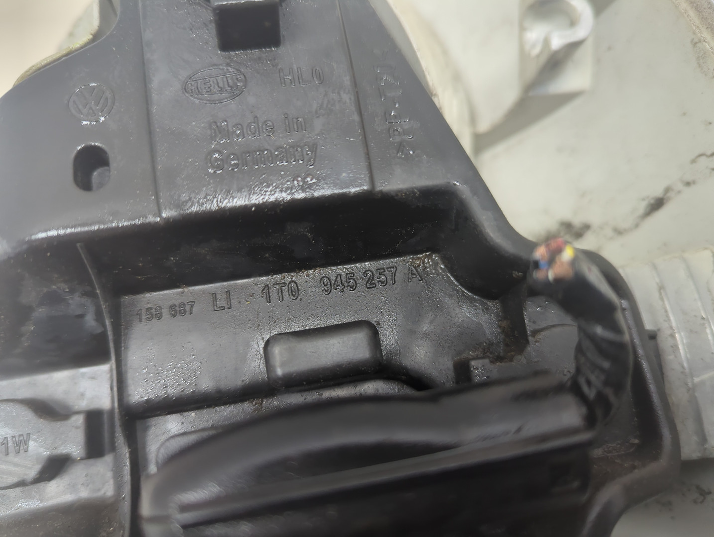 Фонарь задний левый