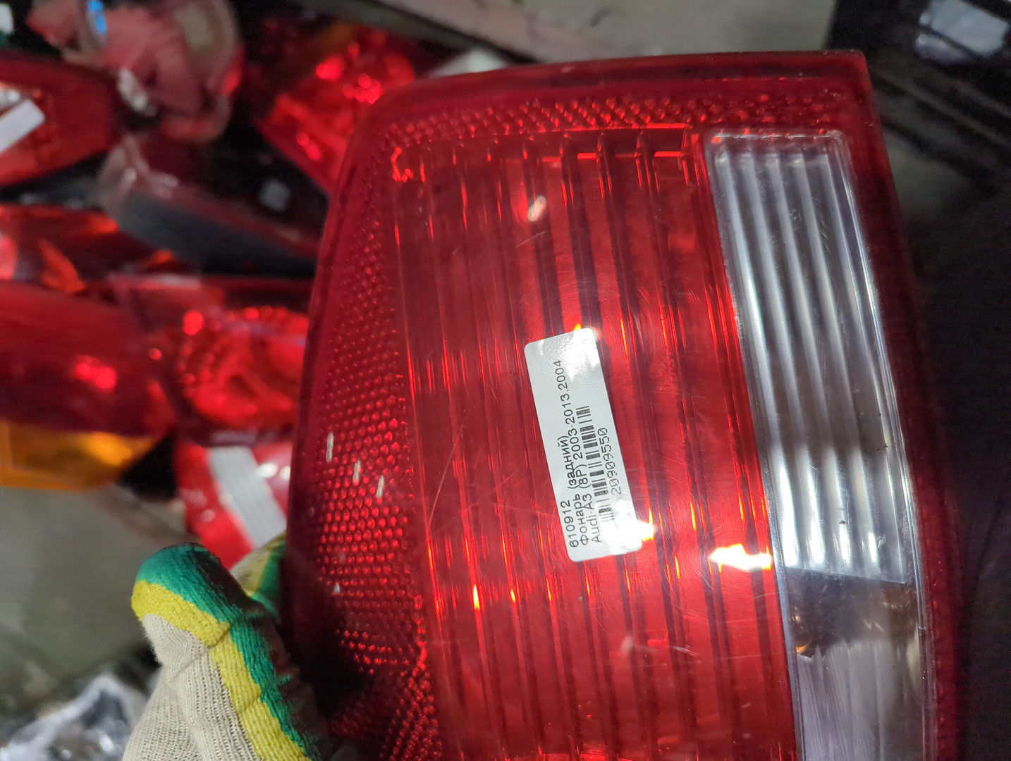 Фонарь задний правый