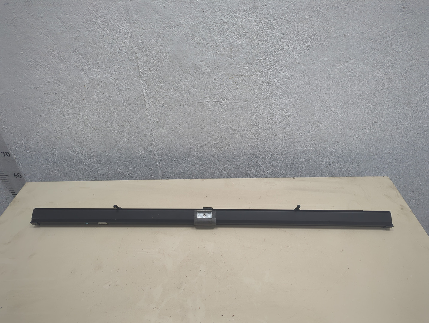 Шторка солнцезащитная