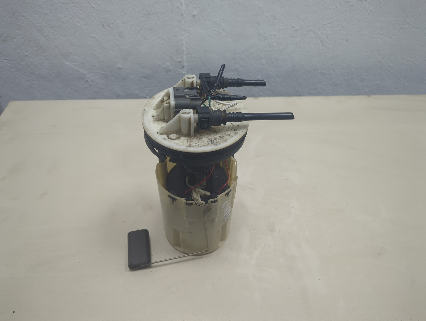 Насос топливный электрический