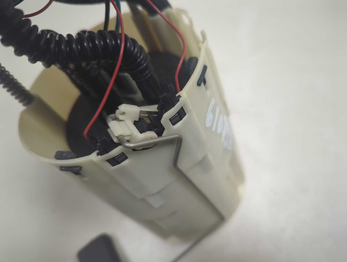 Насос топливный электрический