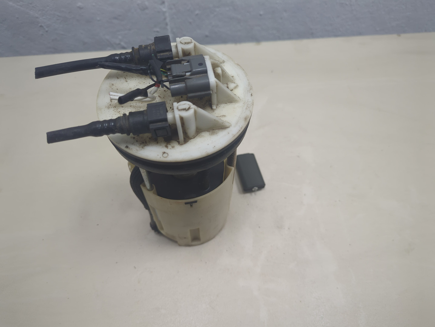 Насос топливный электрический