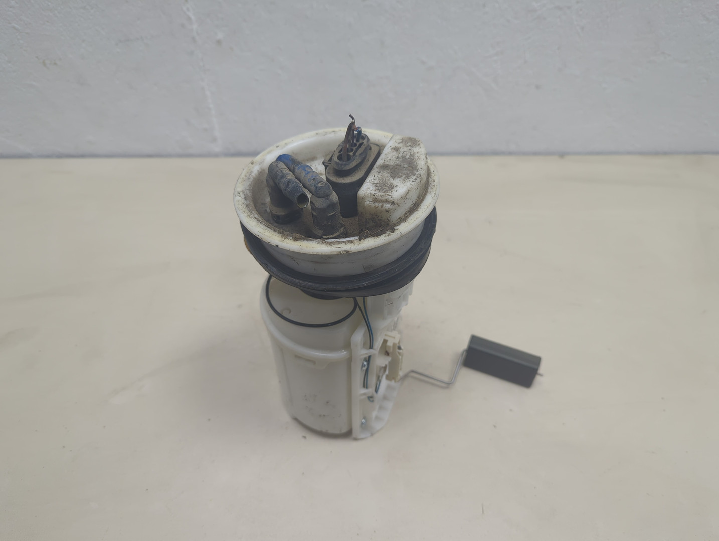 Насос топливный электрический