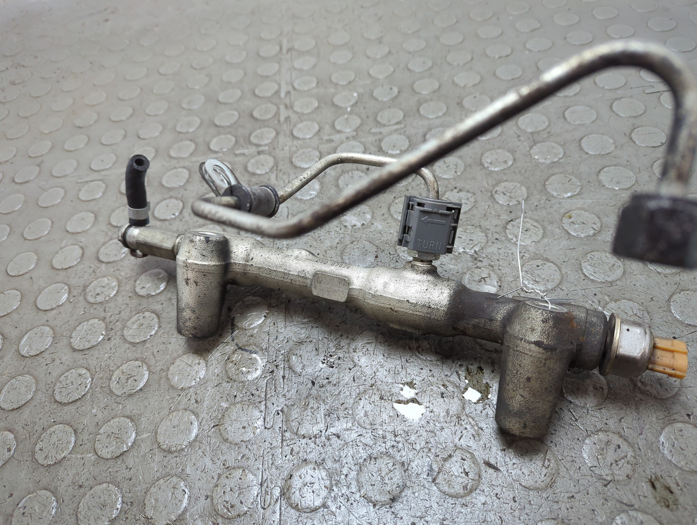 Рейка топливная (рампа)