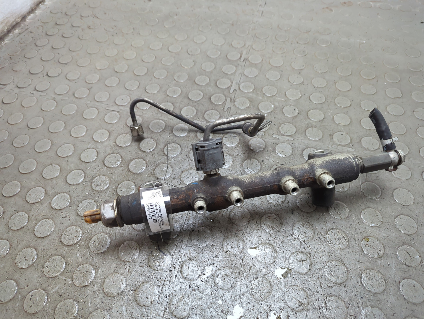 Рейка топливная (рампа)