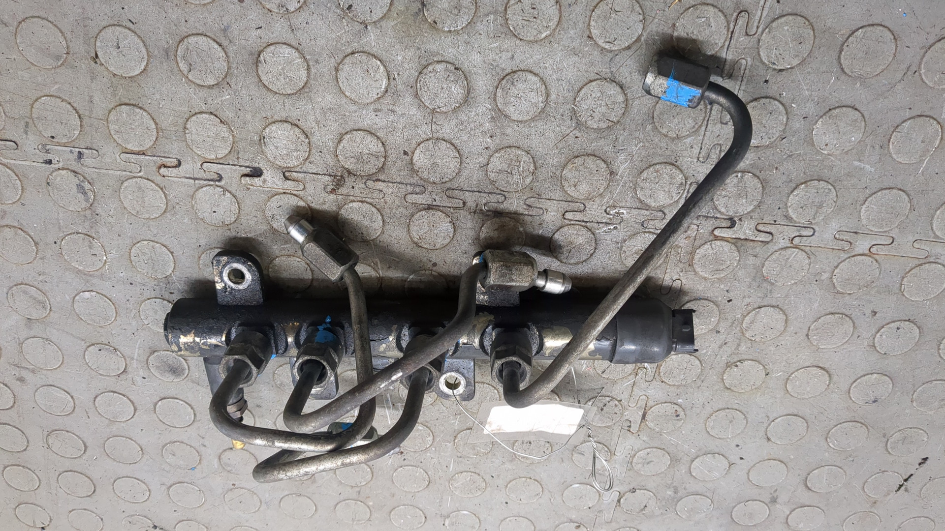 Рейка топливная (рампа)