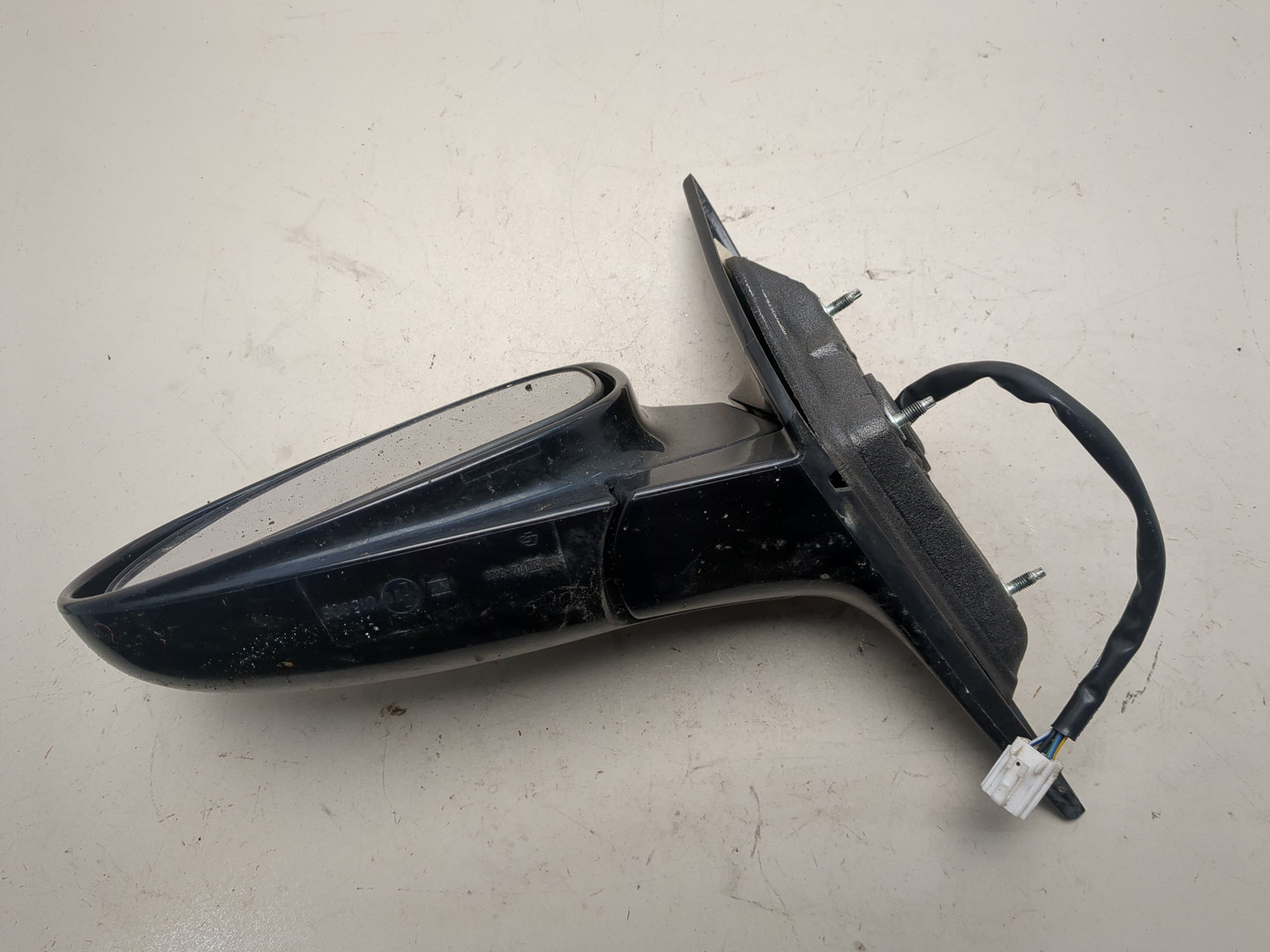 Зеркало левое электрическое