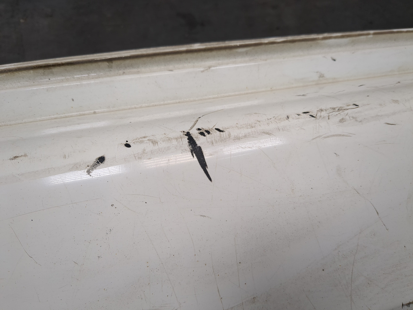 Бампер задний