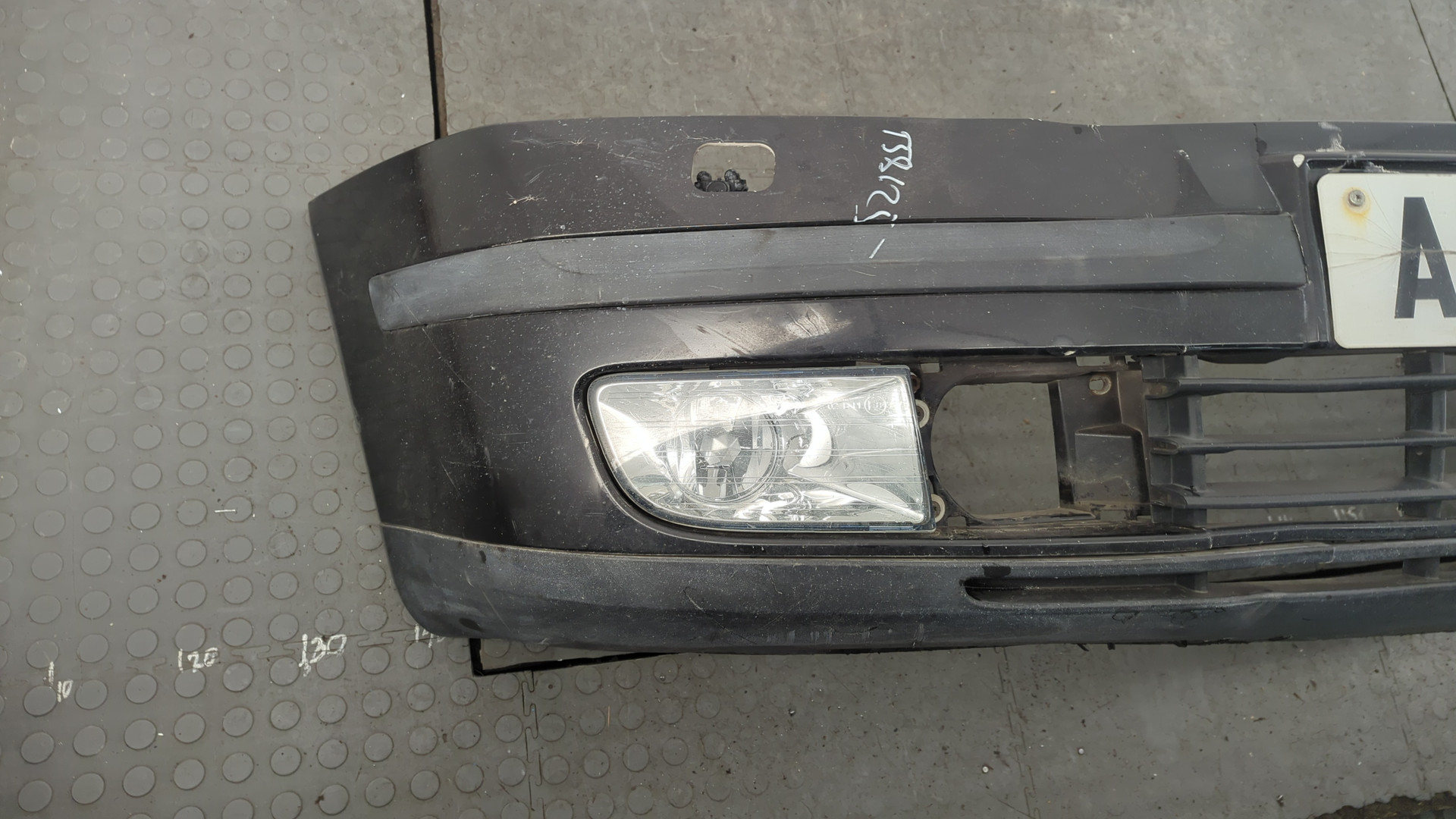 Бампер передний