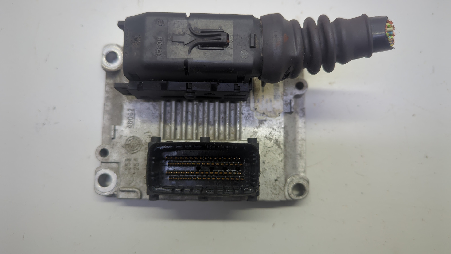 Блок управления двигателем