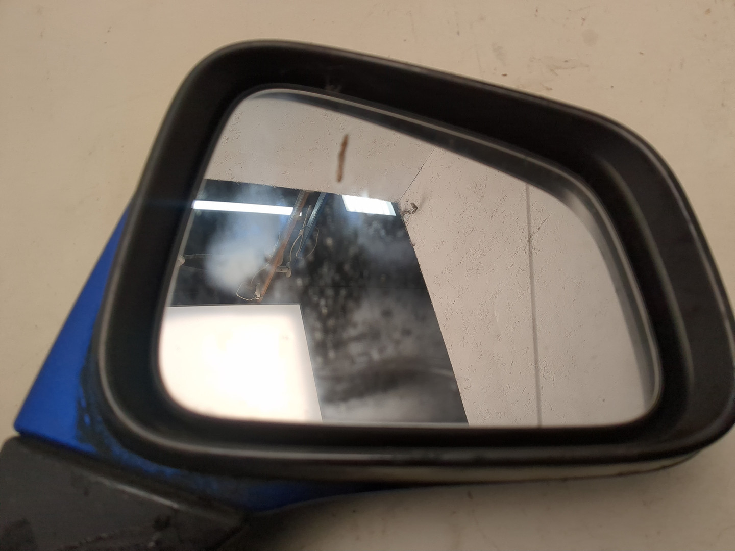 Зеркало правое электрическое