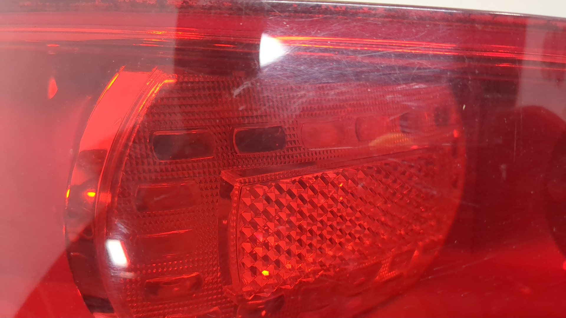 Фонарь задний левый