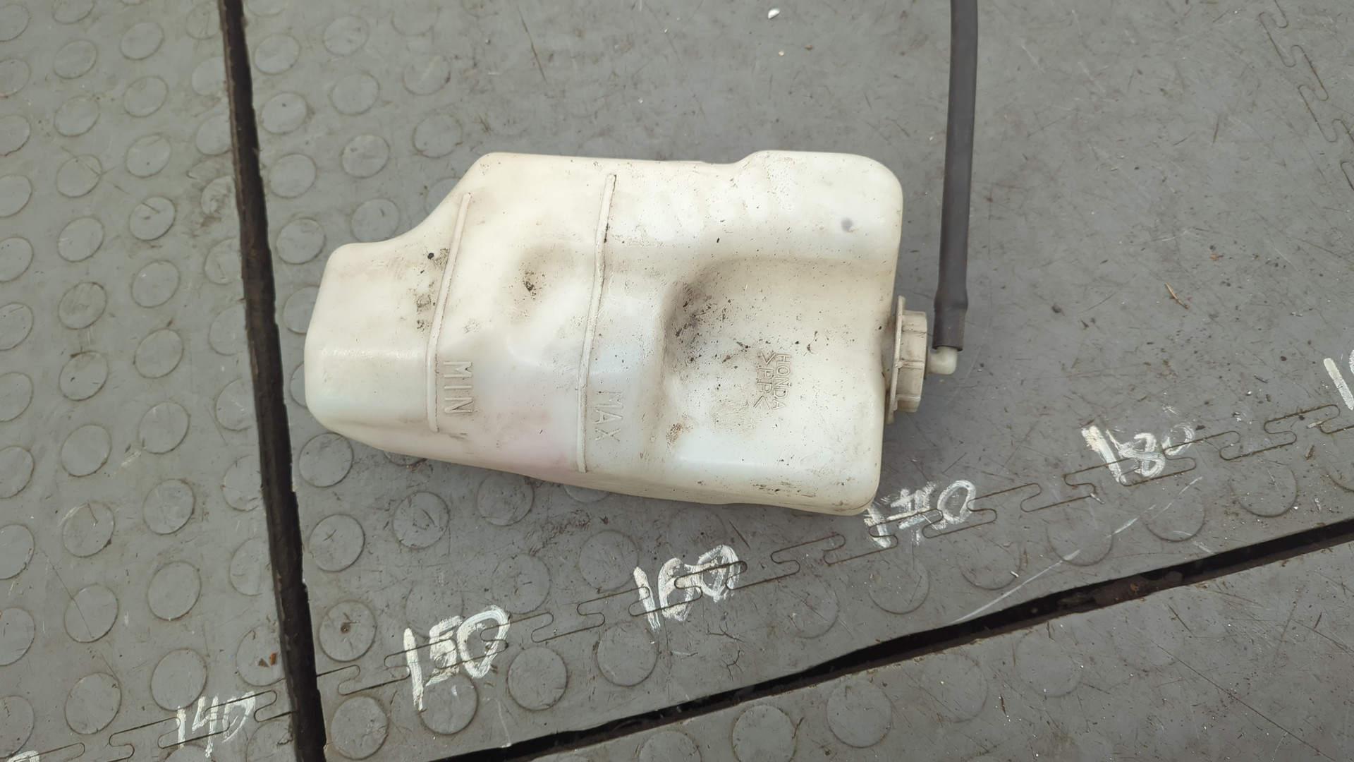 Бачок расширительный