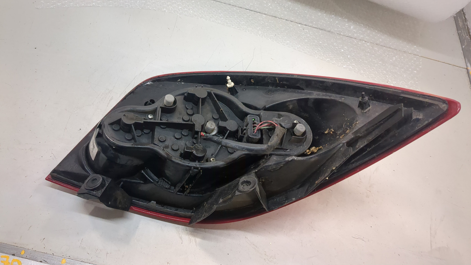 Фонарь задний правый