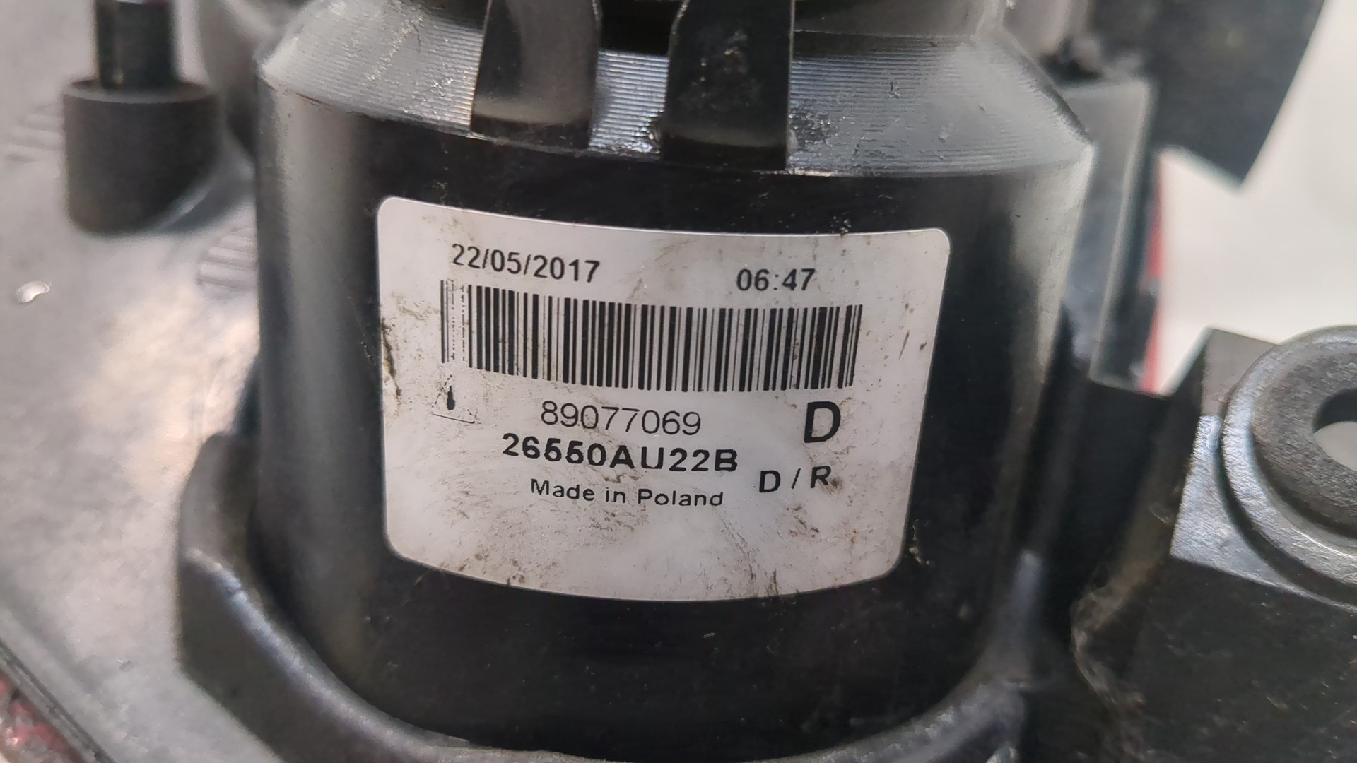 Фонарь задний правый