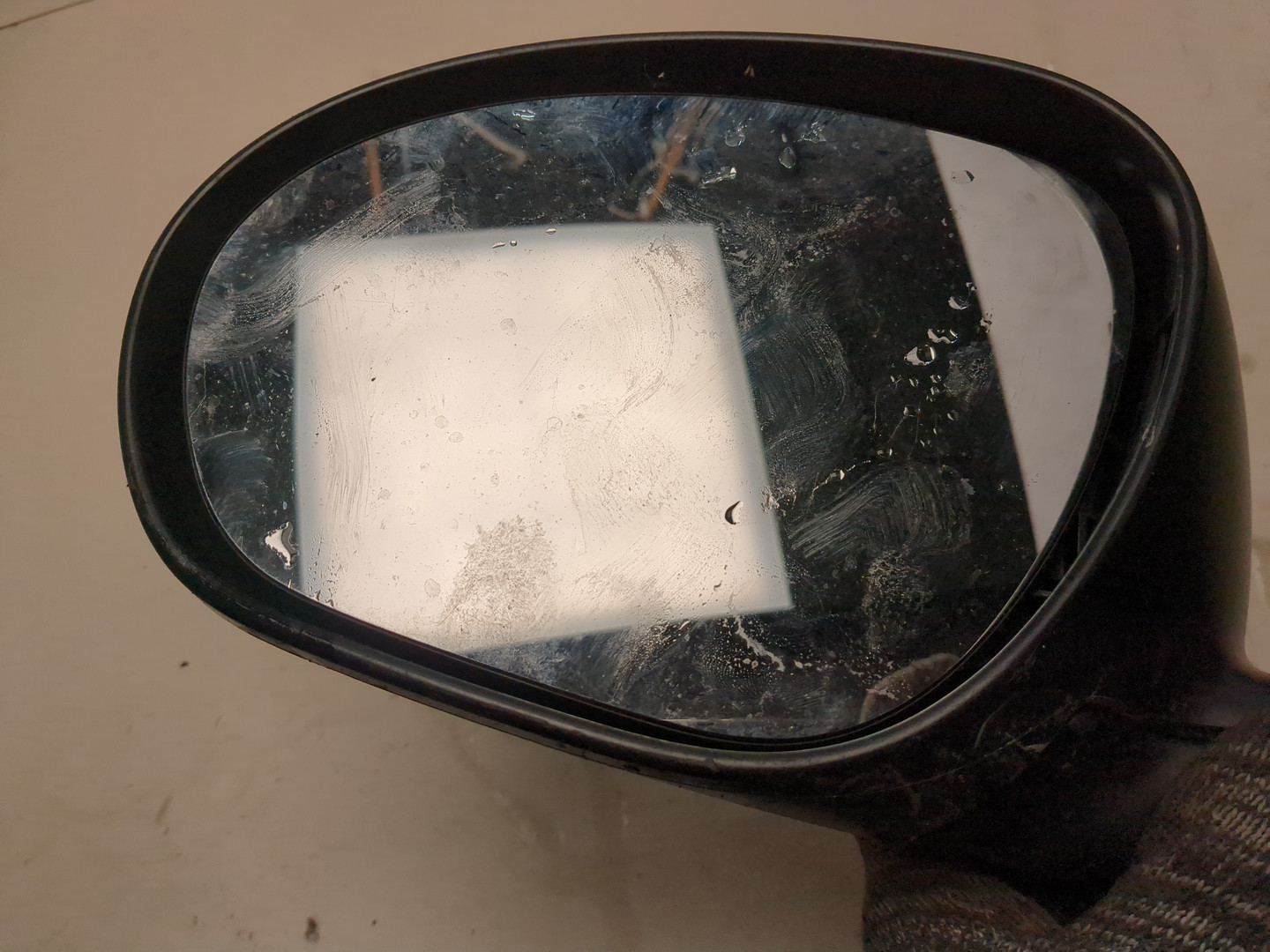 Зеркало левое электрическое