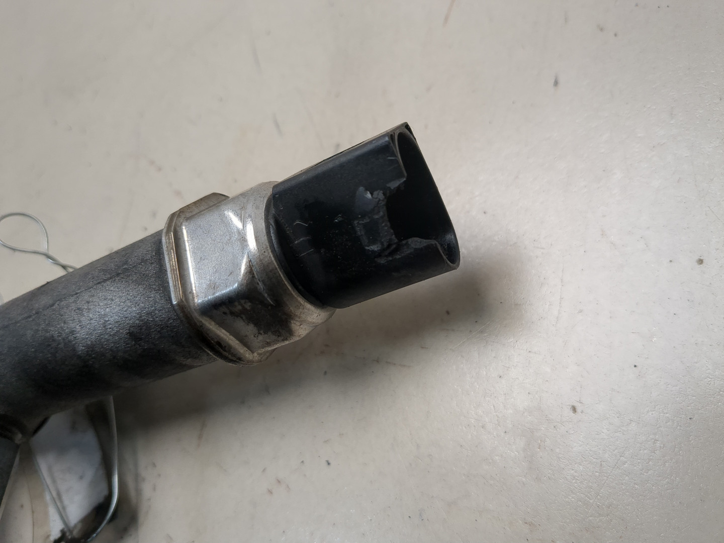 Рейка топливная (рампа)