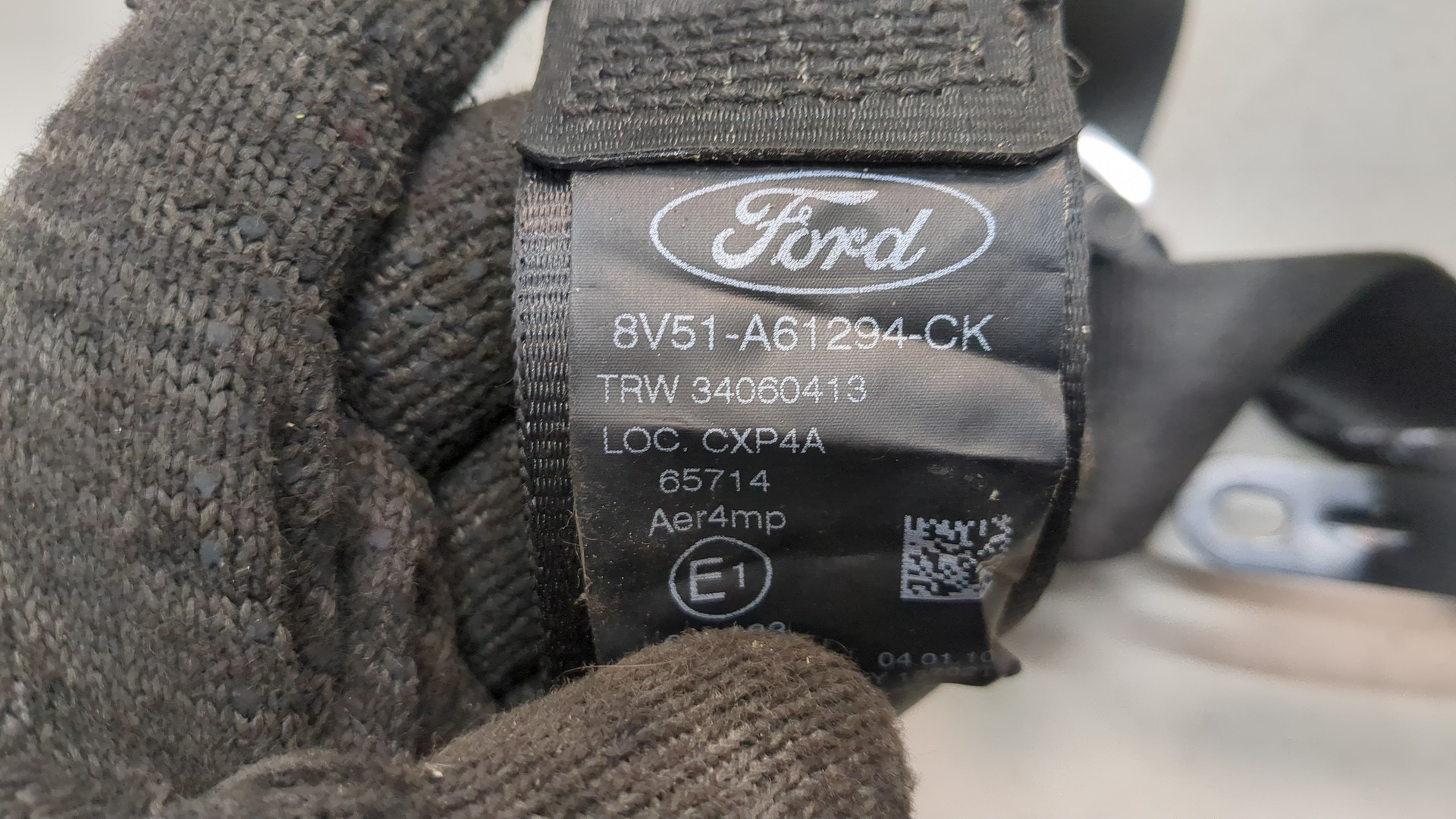 Ремень безопасности