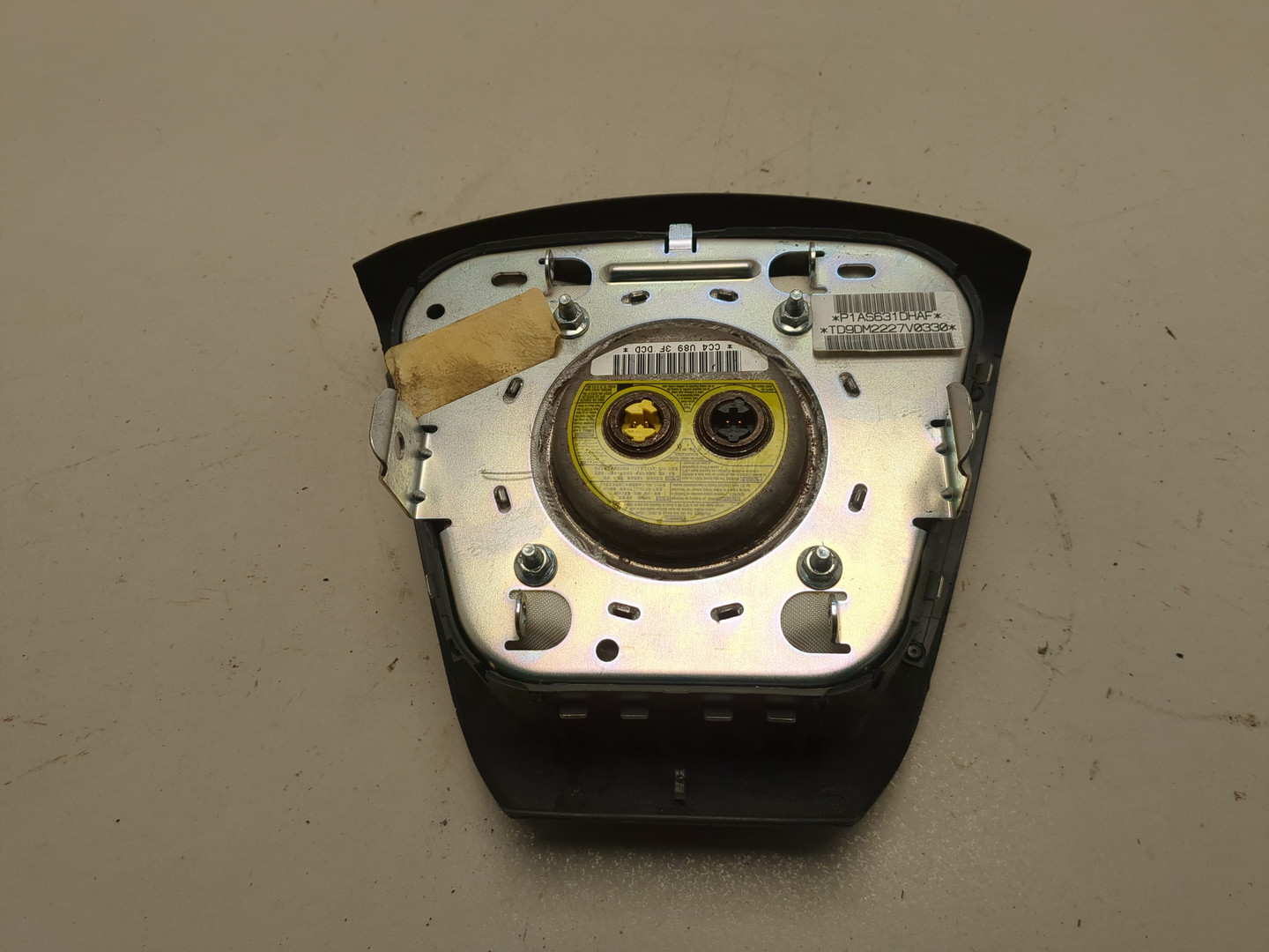 Подушка безопасности в рулевое колесо