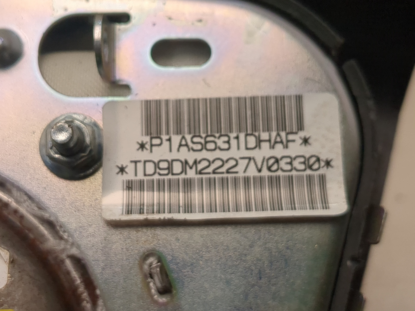 Подушка безопасности в рулевое колесо