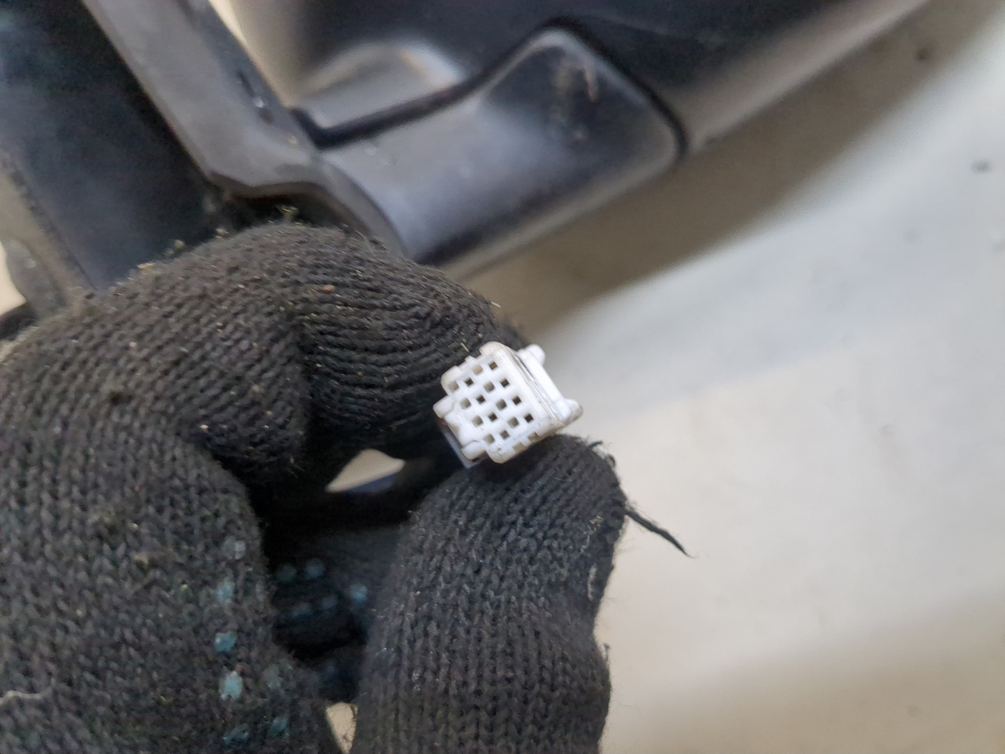 Зеркало правое электрическое