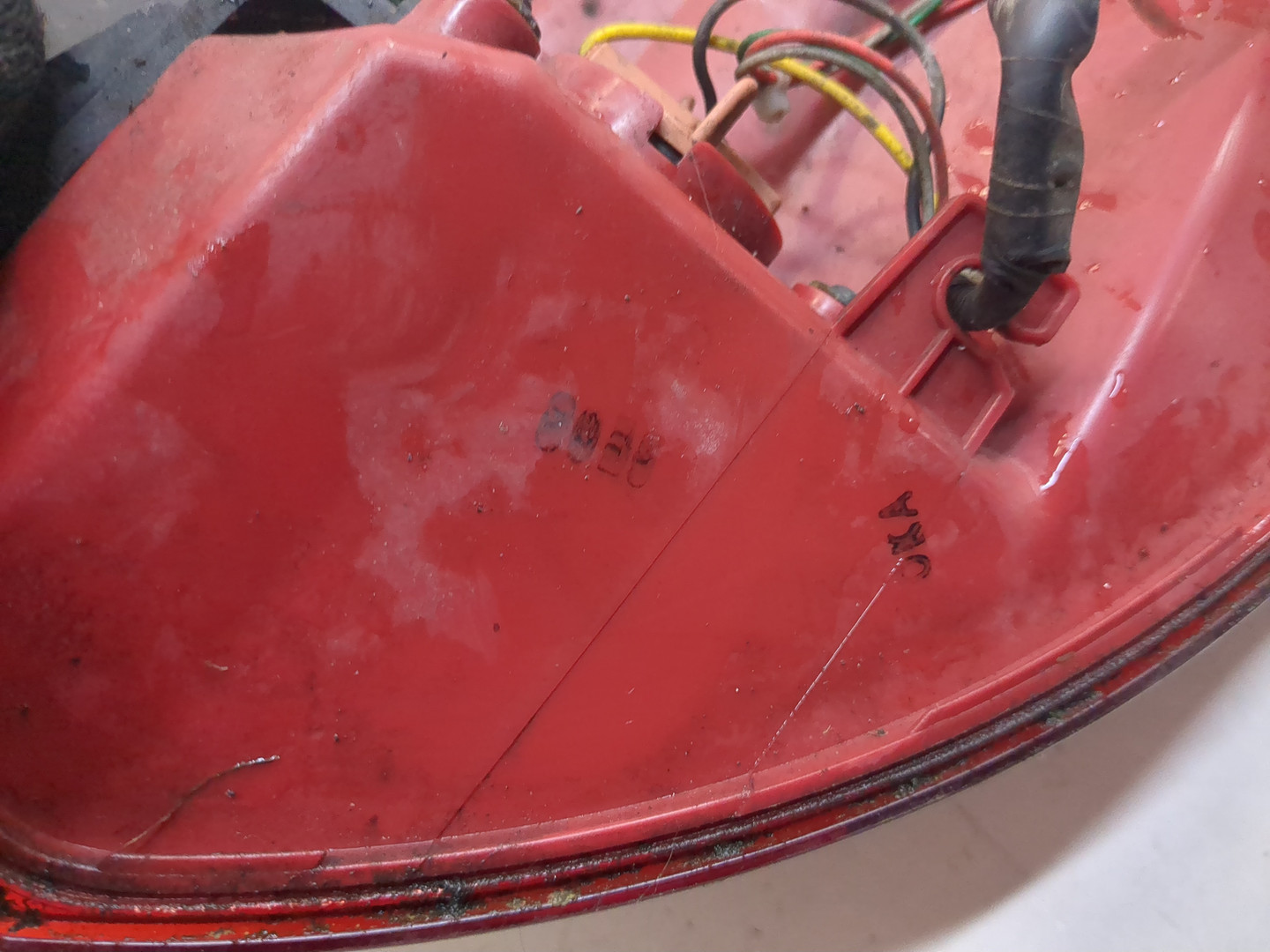 Фонарь задний левый