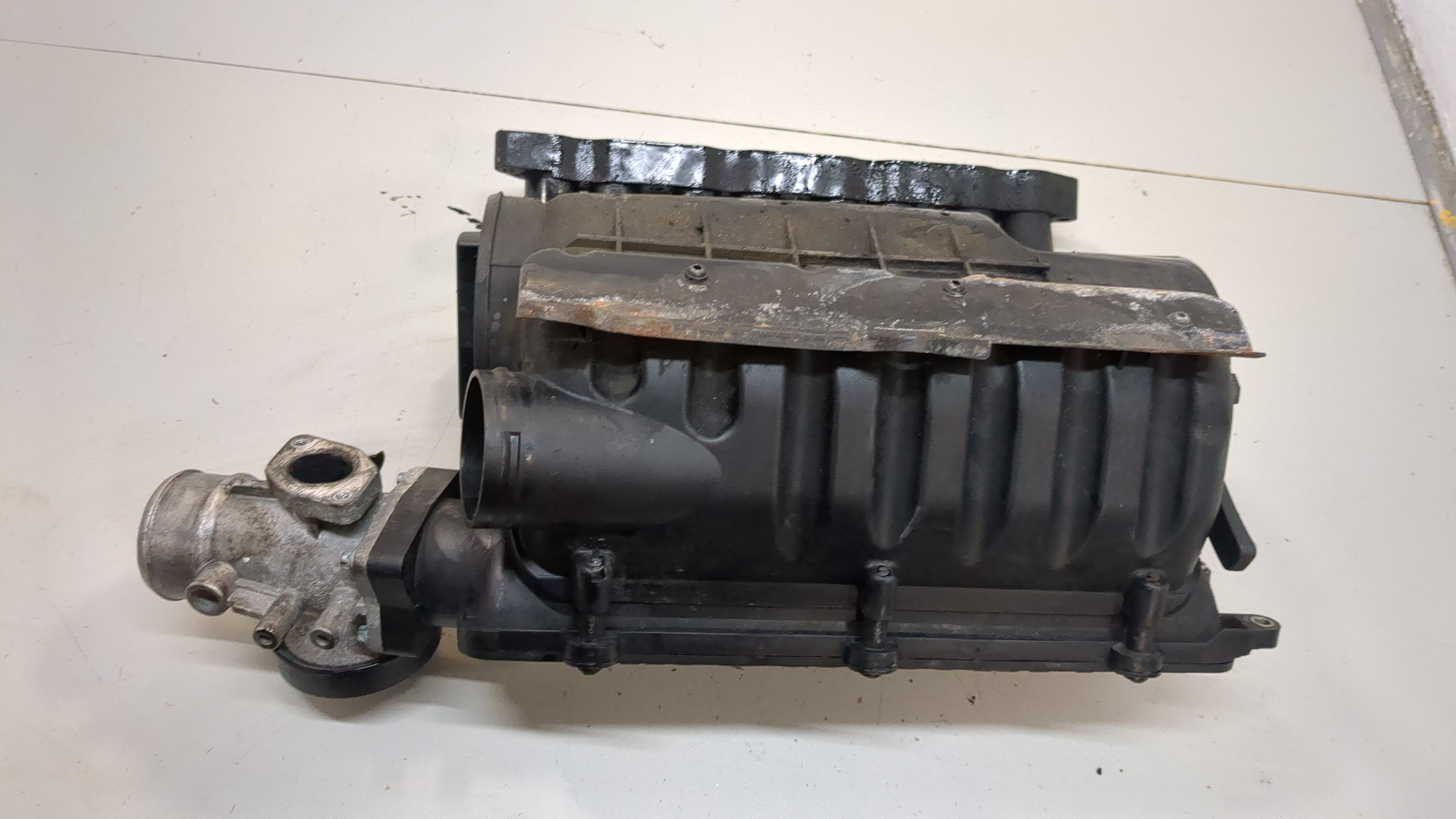 Коллектор впускной