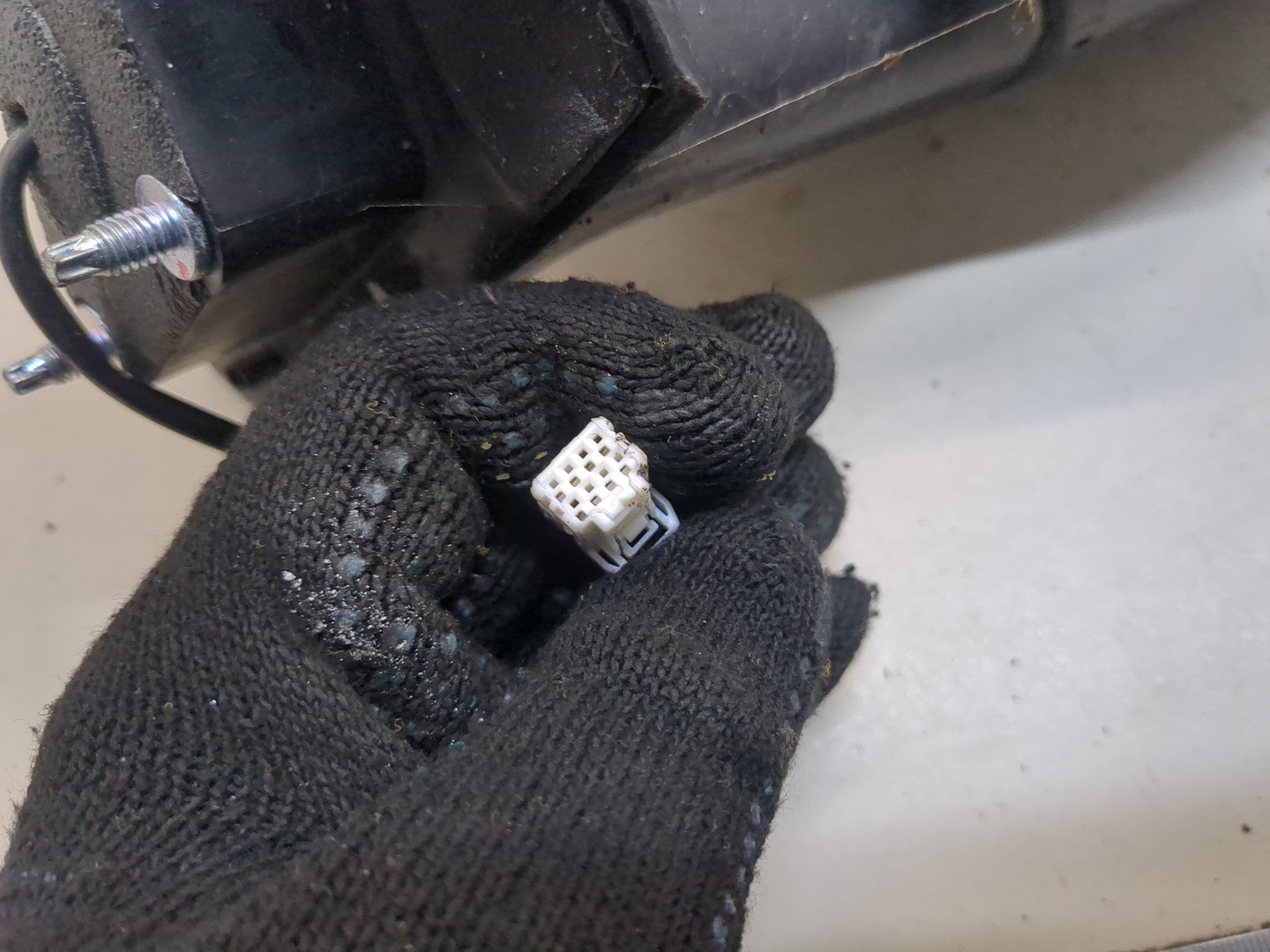 Зеркало правое электрическое