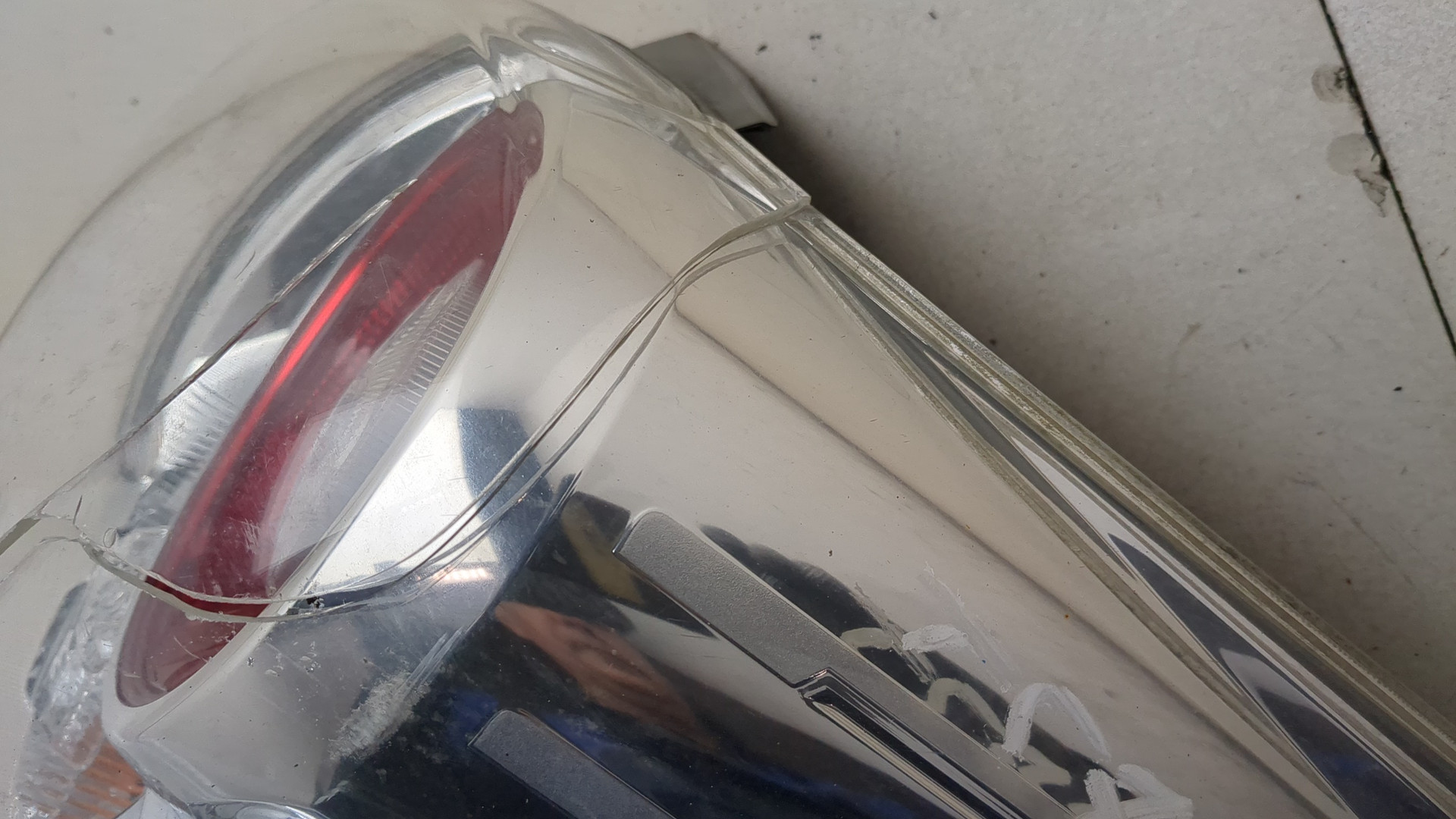 Фонарь задний правый