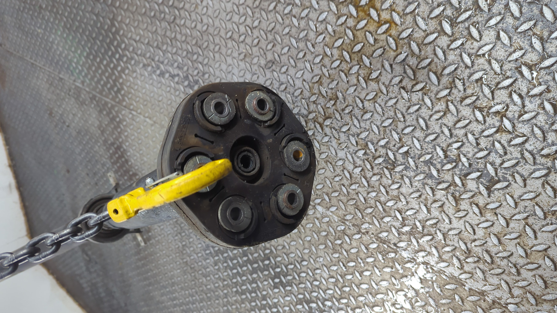 Вал карданный задний