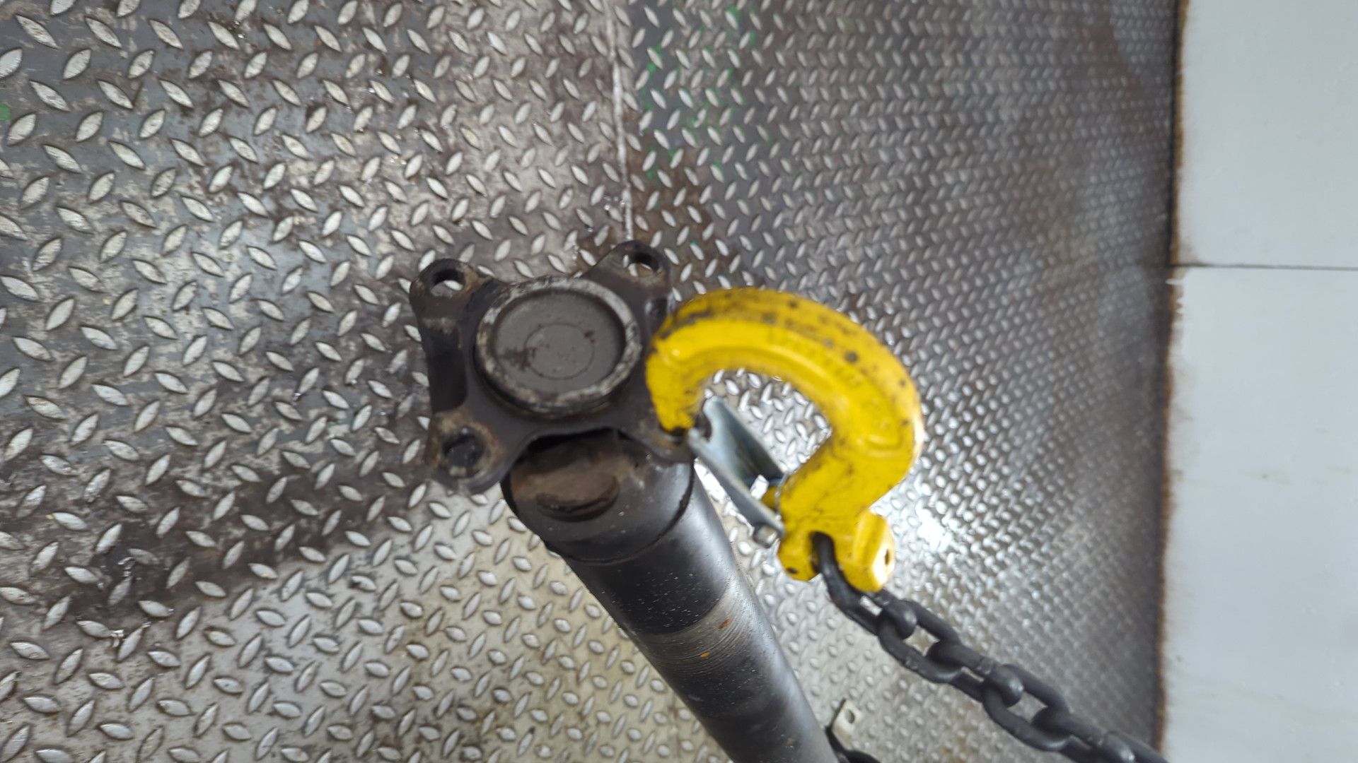 Вал карданный задний