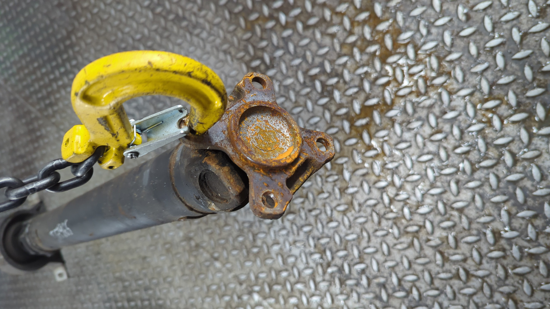 Вал карданный задний