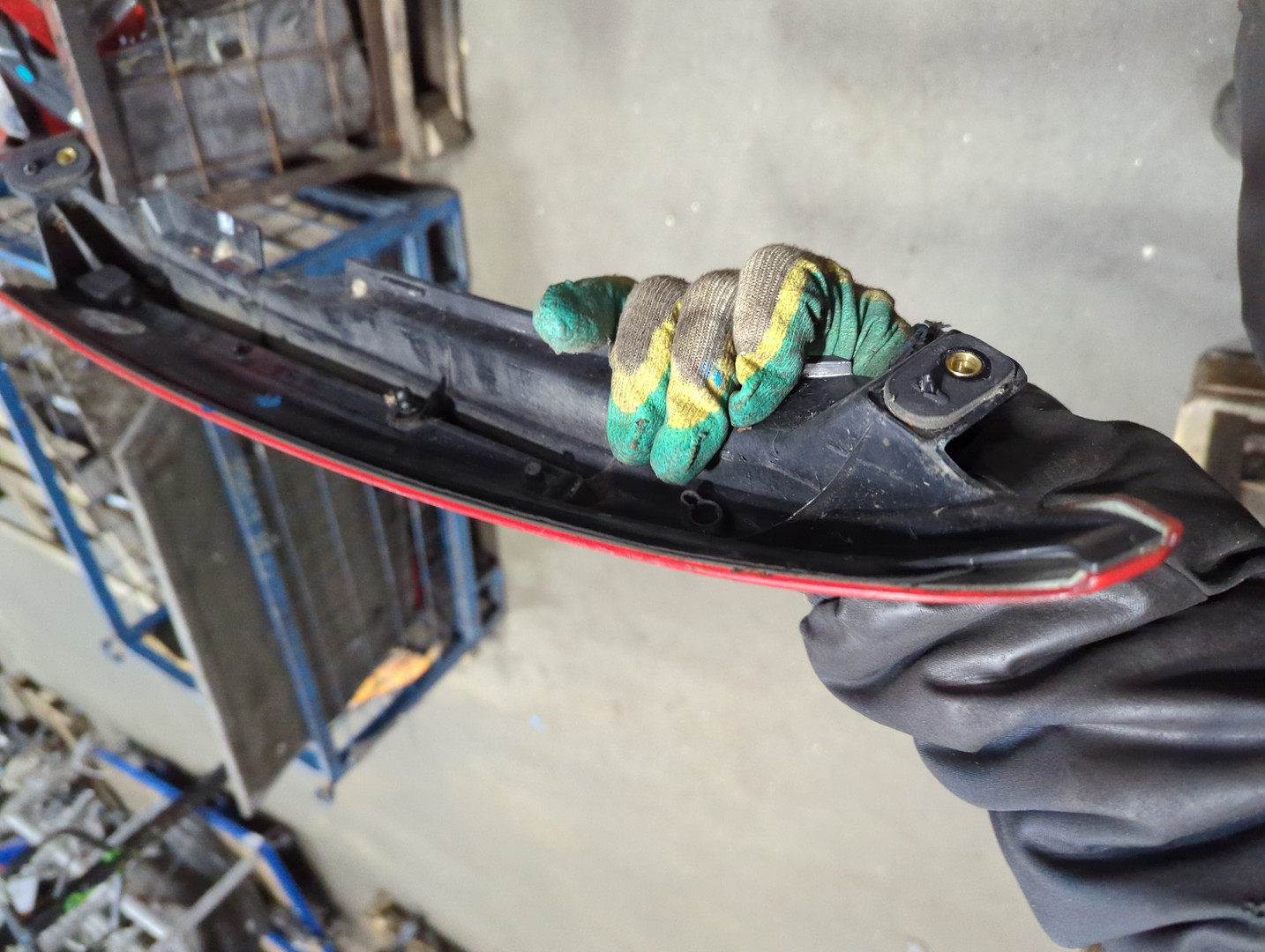 Фонарь задний левый