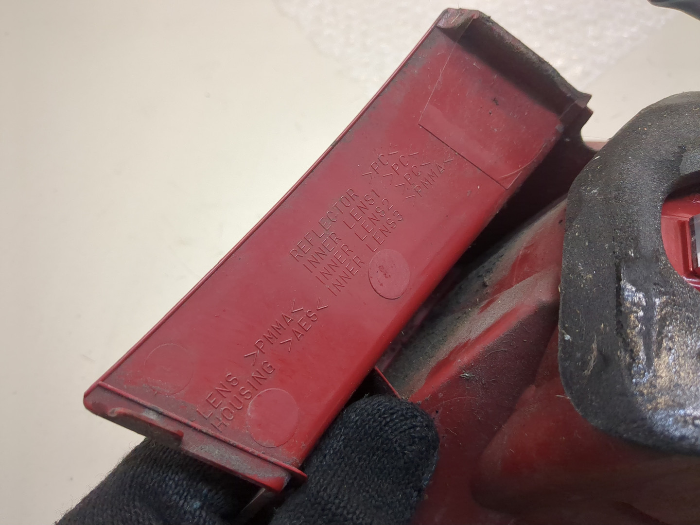 Фонарь задний левый