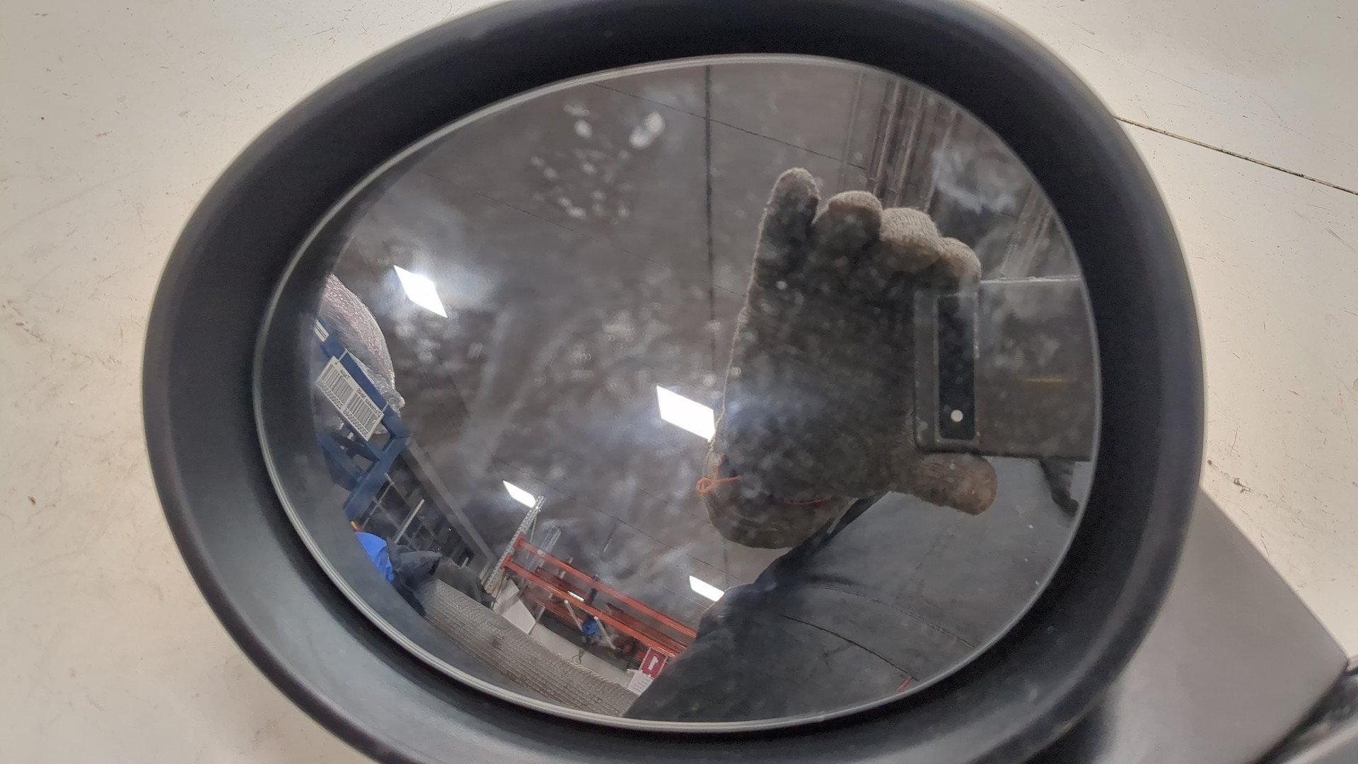 Зеркало левое электрическое