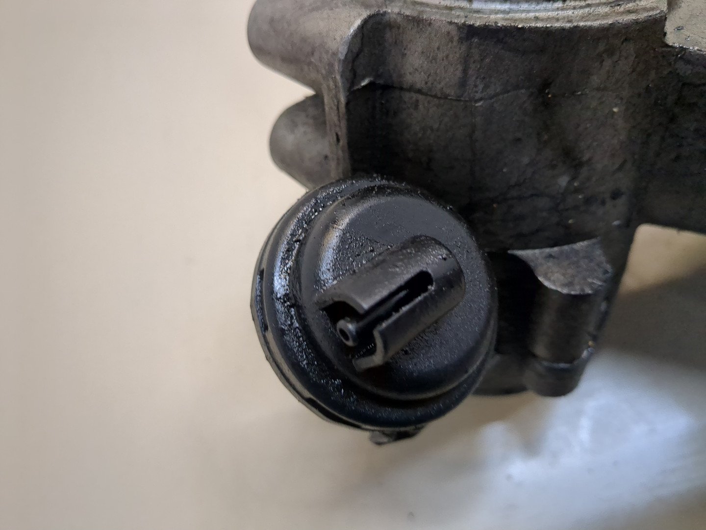 Заслонка дроссельная электрическая