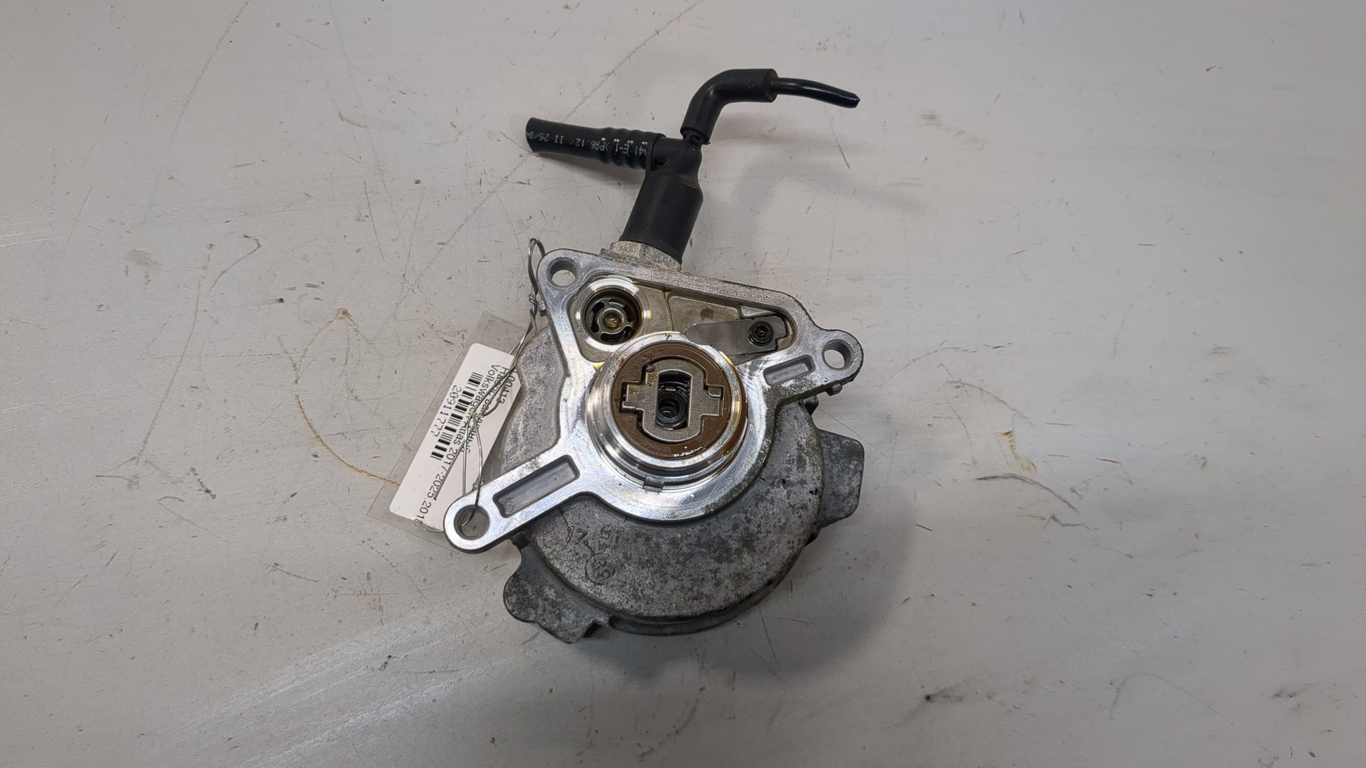 Насос вакуумный