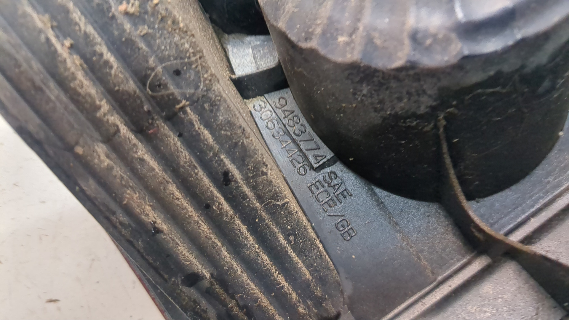 Фонарь задний правый