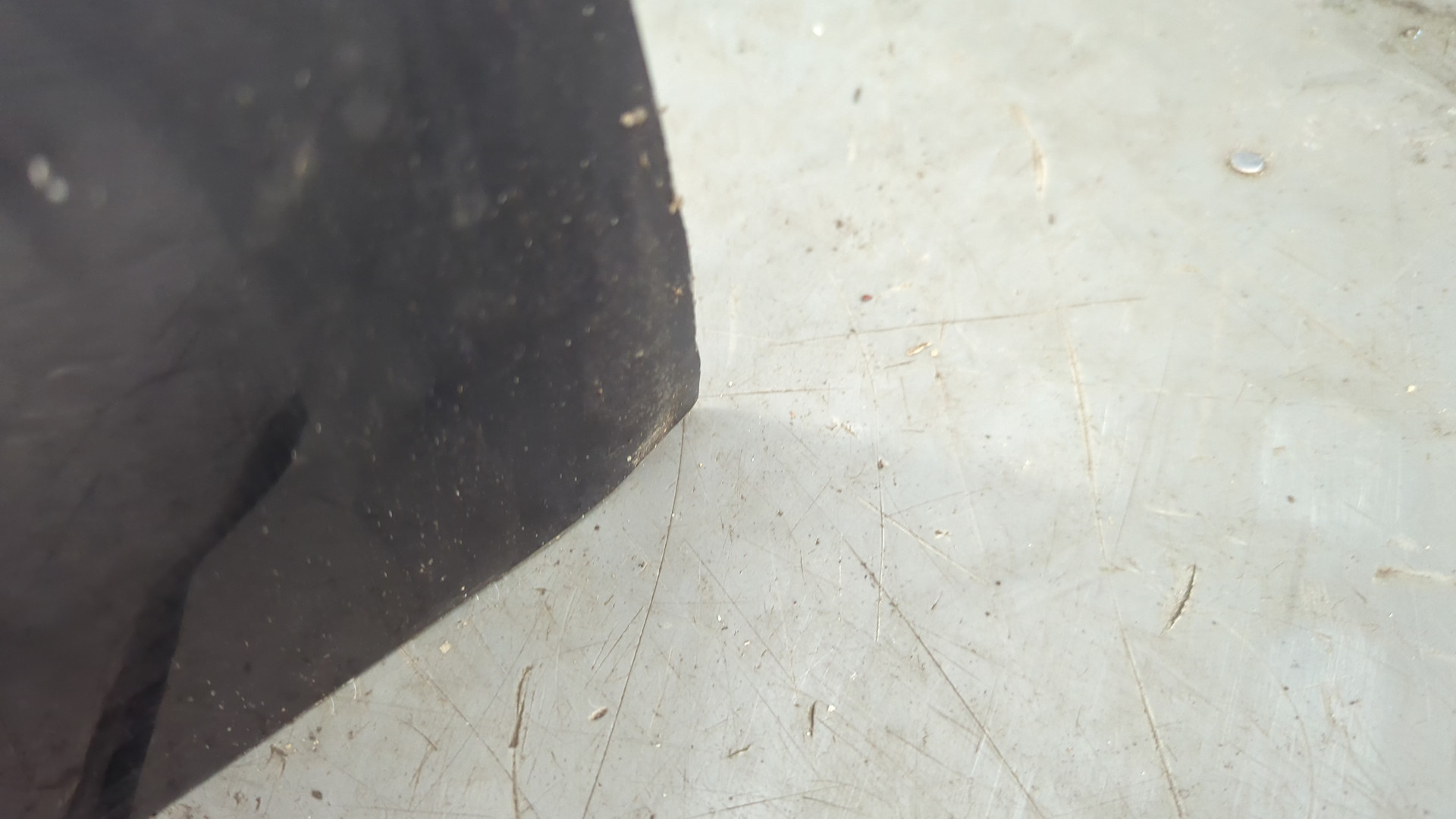 Дверь передняя левая