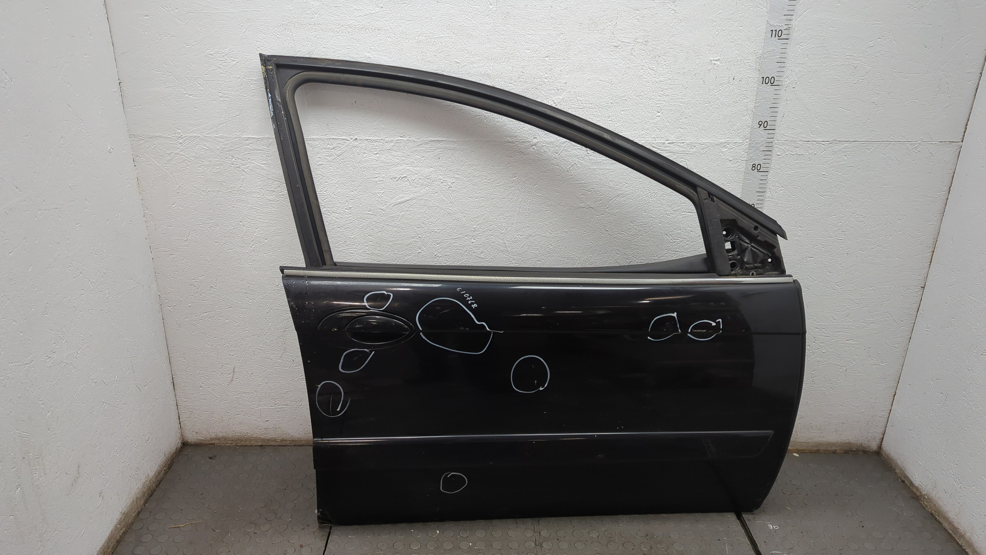 Дверь передняя правая