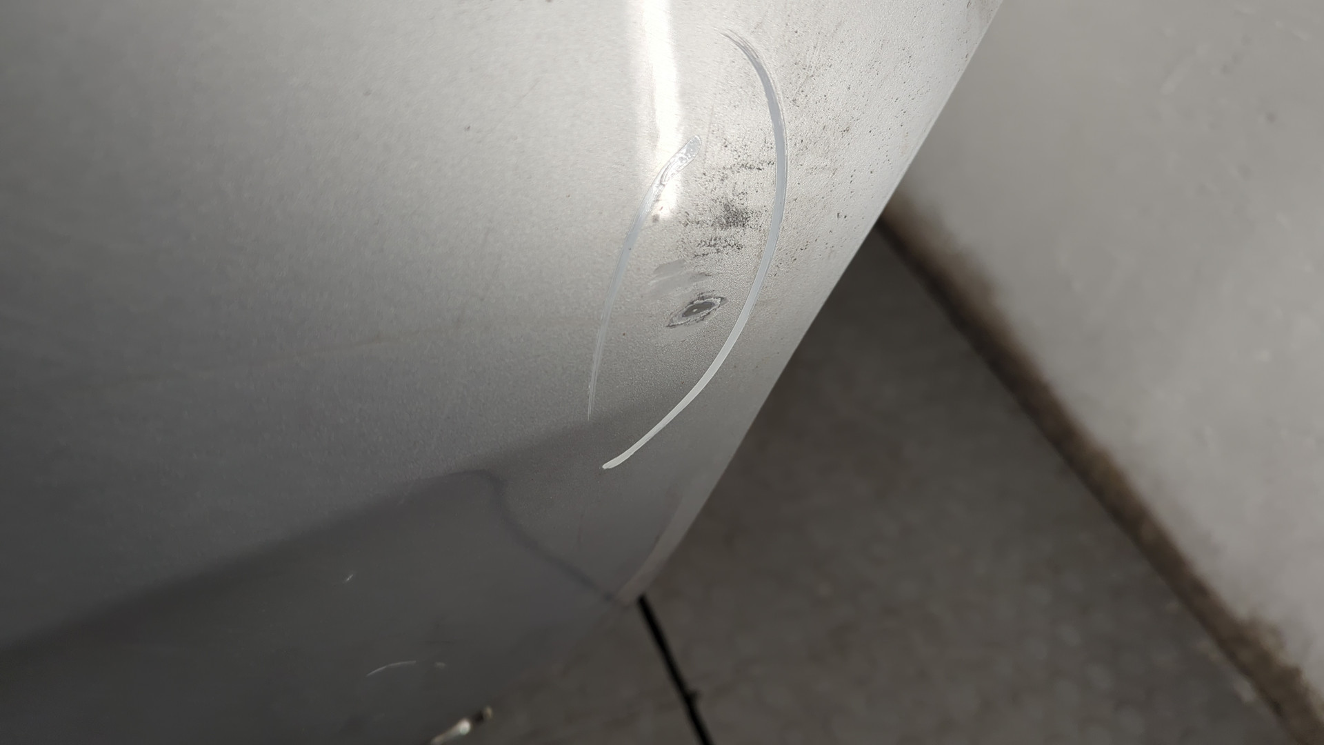 Дверь багажника