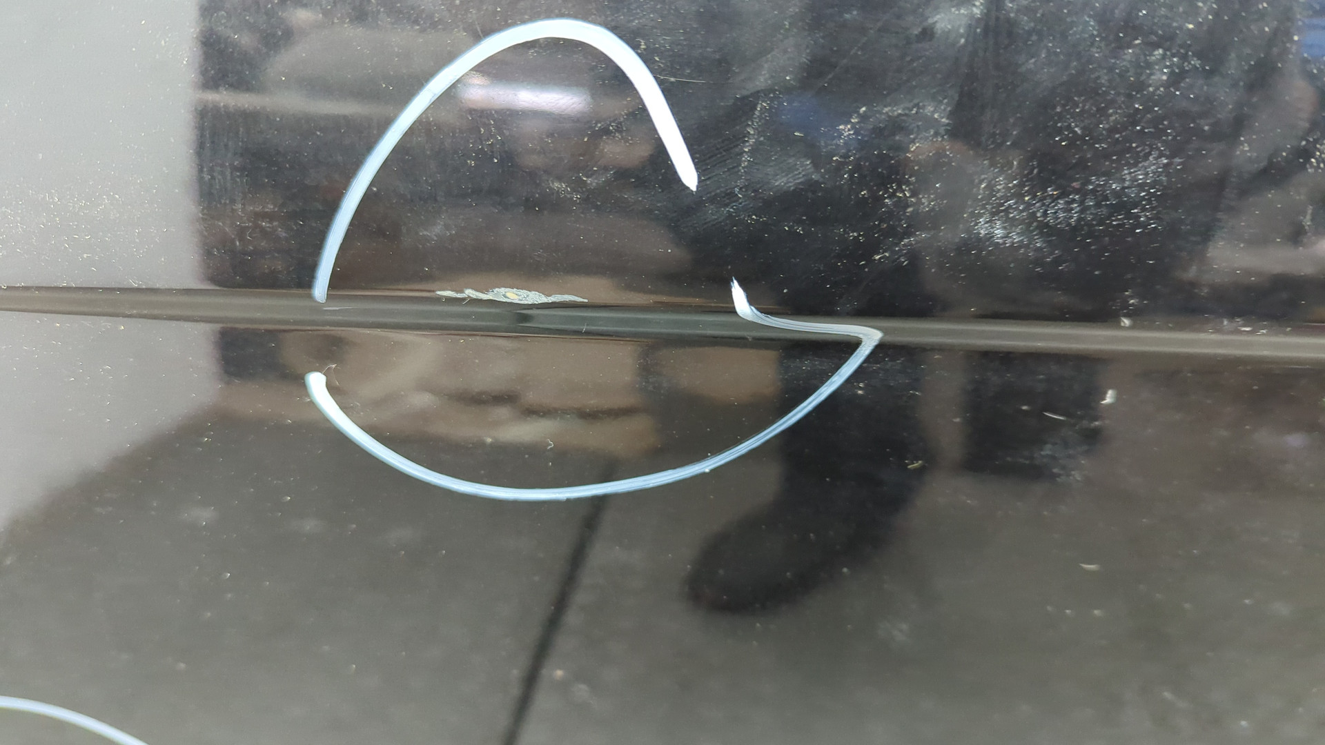 Дверь передняя левая