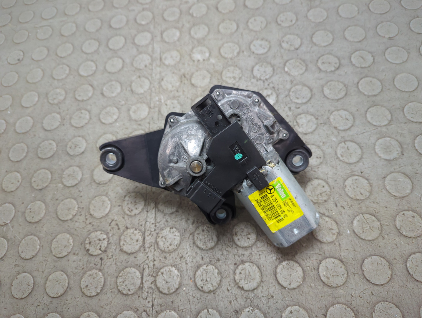 Моторчик стеклоочистителя задний